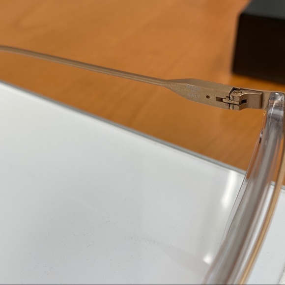 ill.i by will.i.am WA520V04 Gold Clear Glasses - Picture 6 of 9